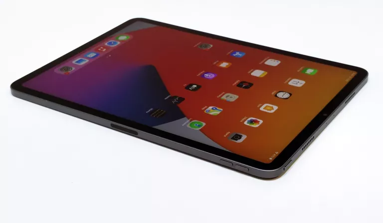 TABLET IPAD PRO 11 WIFI A2377 128GB BAT.100% 27 CYKLI PUDEŁKO