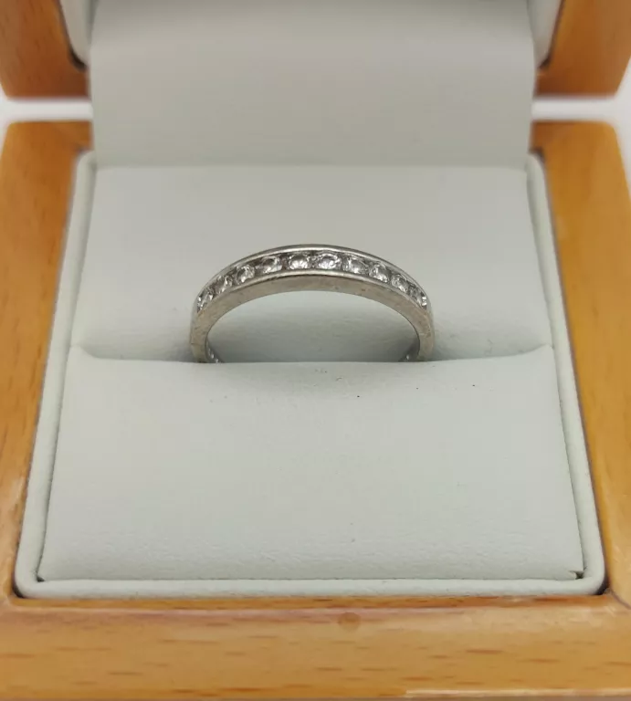 piekkny-srebrny-pierscionek-16-plac-wolnosci-1-pyrzyce