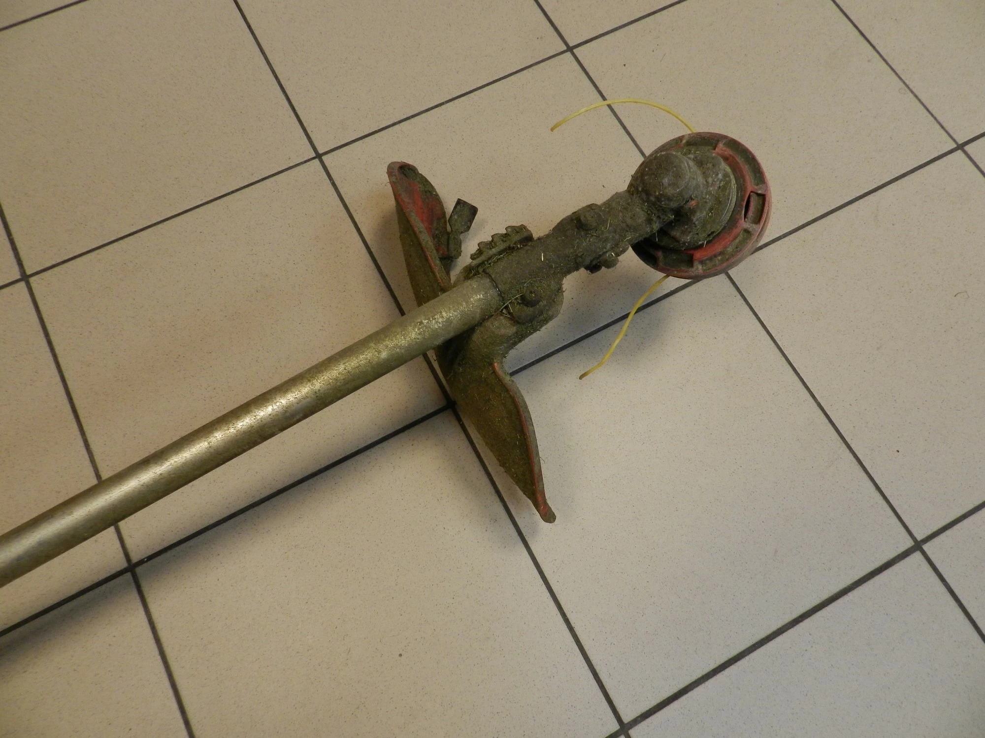 kosa-spalinowa-podkaszarka-ermanem-bc430-waga-narzedzia-65