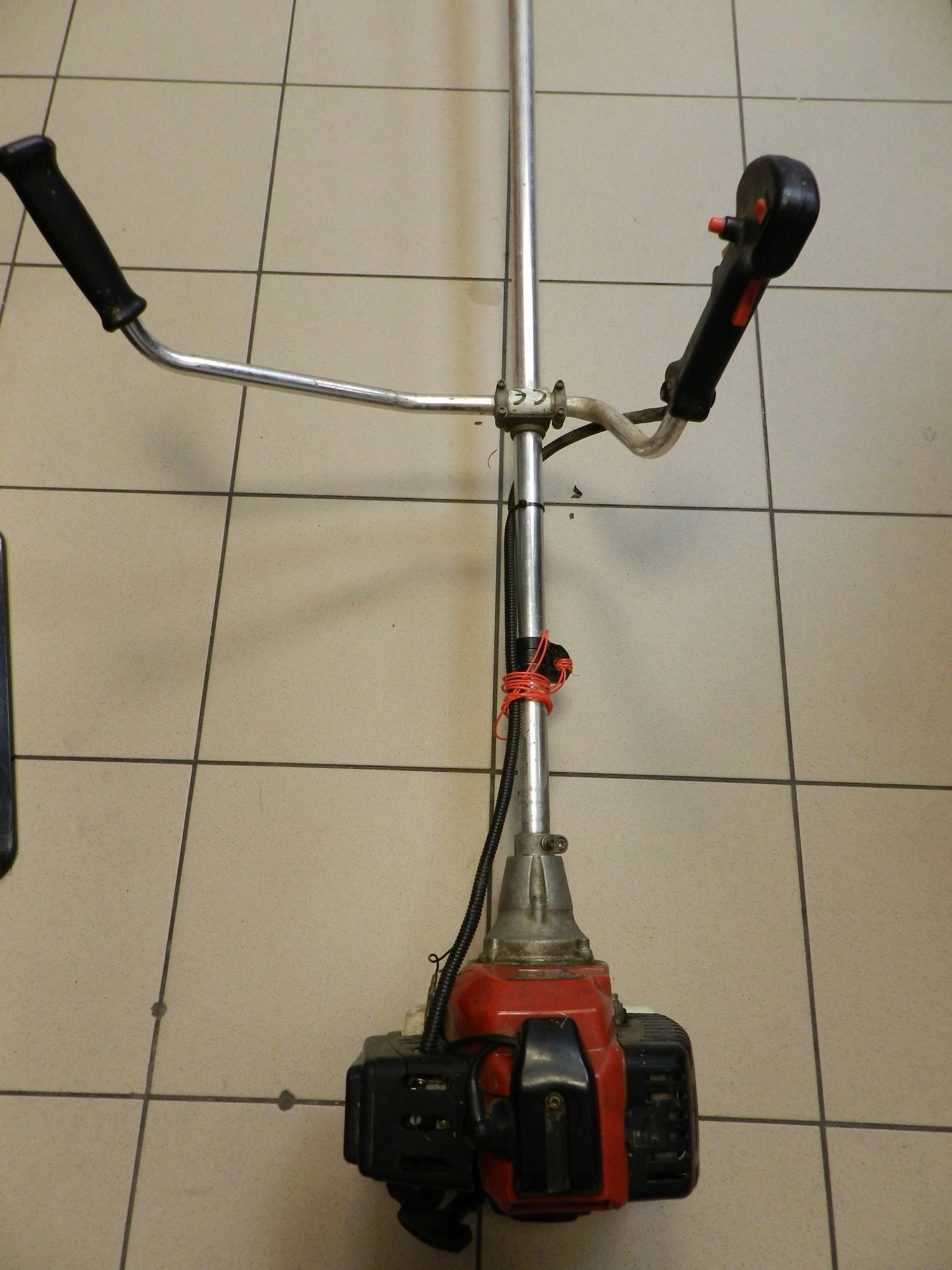 kosa-spalinowa-podkaszarka-ermanem-bc430-stan-uzywany