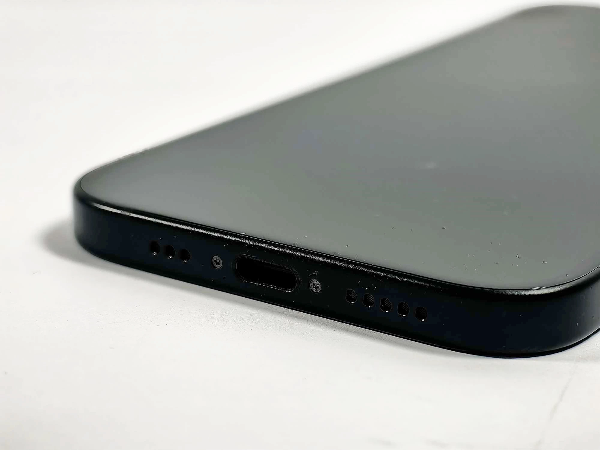 telefon-iphone-15-128gb-100-komplet-wbudowana-pamiec-128-gb