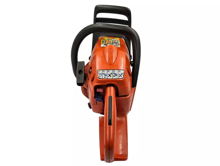PIŁA SPALINOWA HUSQVARNA 236 PILARKA X-TORQ 1,4 KW 1,9 KM