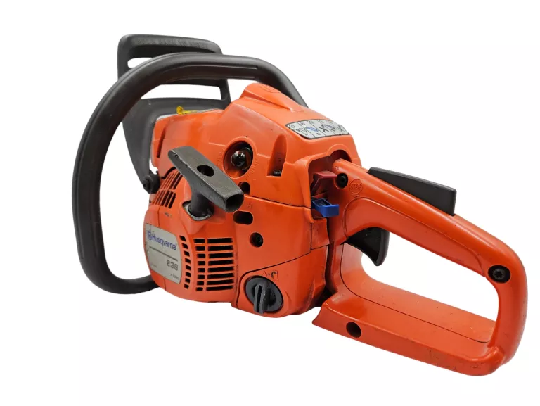 PIŁA SPALINOWA HUSQVARNA 236 PILARKA X-TORQ 1,4 KW 1,9 KM