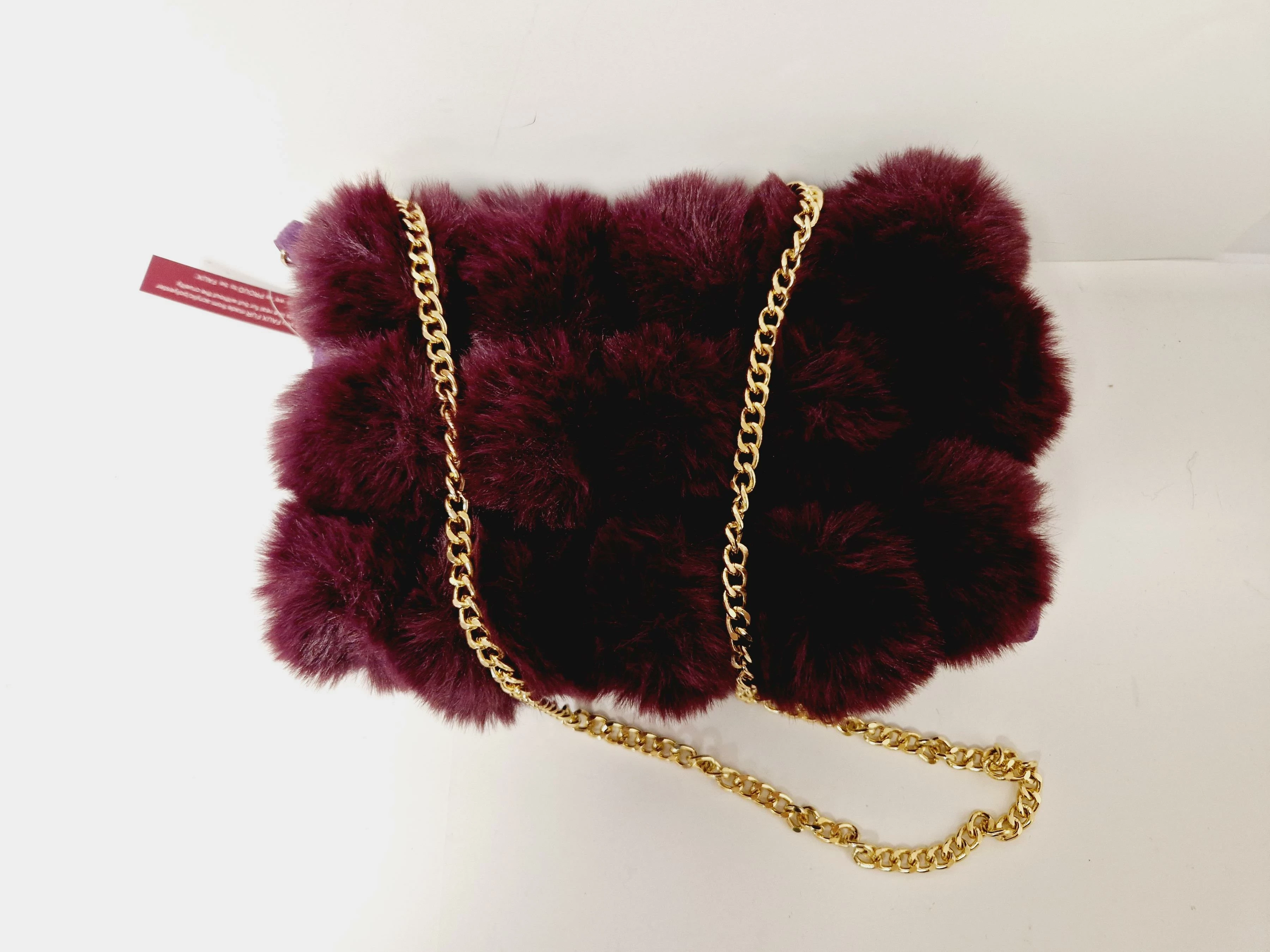 puszysta-futrzana-torebka-the-one-button-ean-gtin-5906617307691