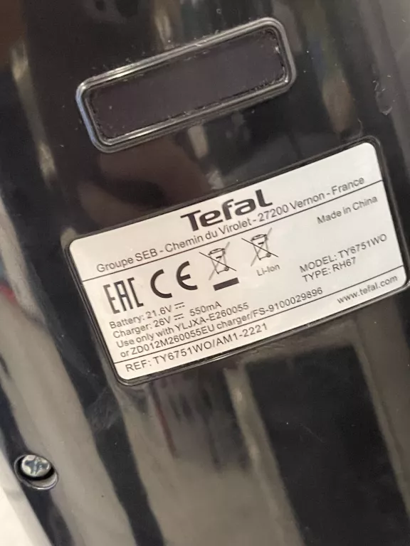 ODKURZACZ PIONOWY TEFAL TY6751WO
