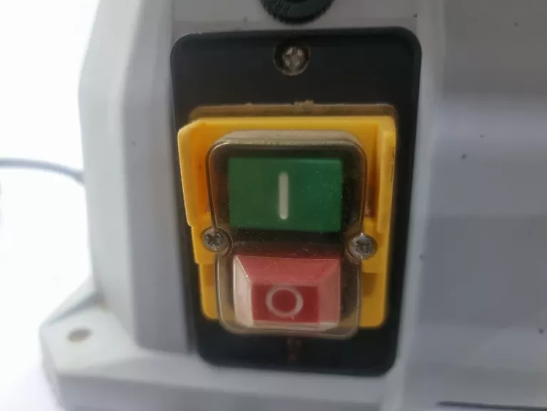 pila-stolowa-macallister-msts-1500-tylko-odbior-osobisty-tysiaclecia-3539-skarzysko-kamienna