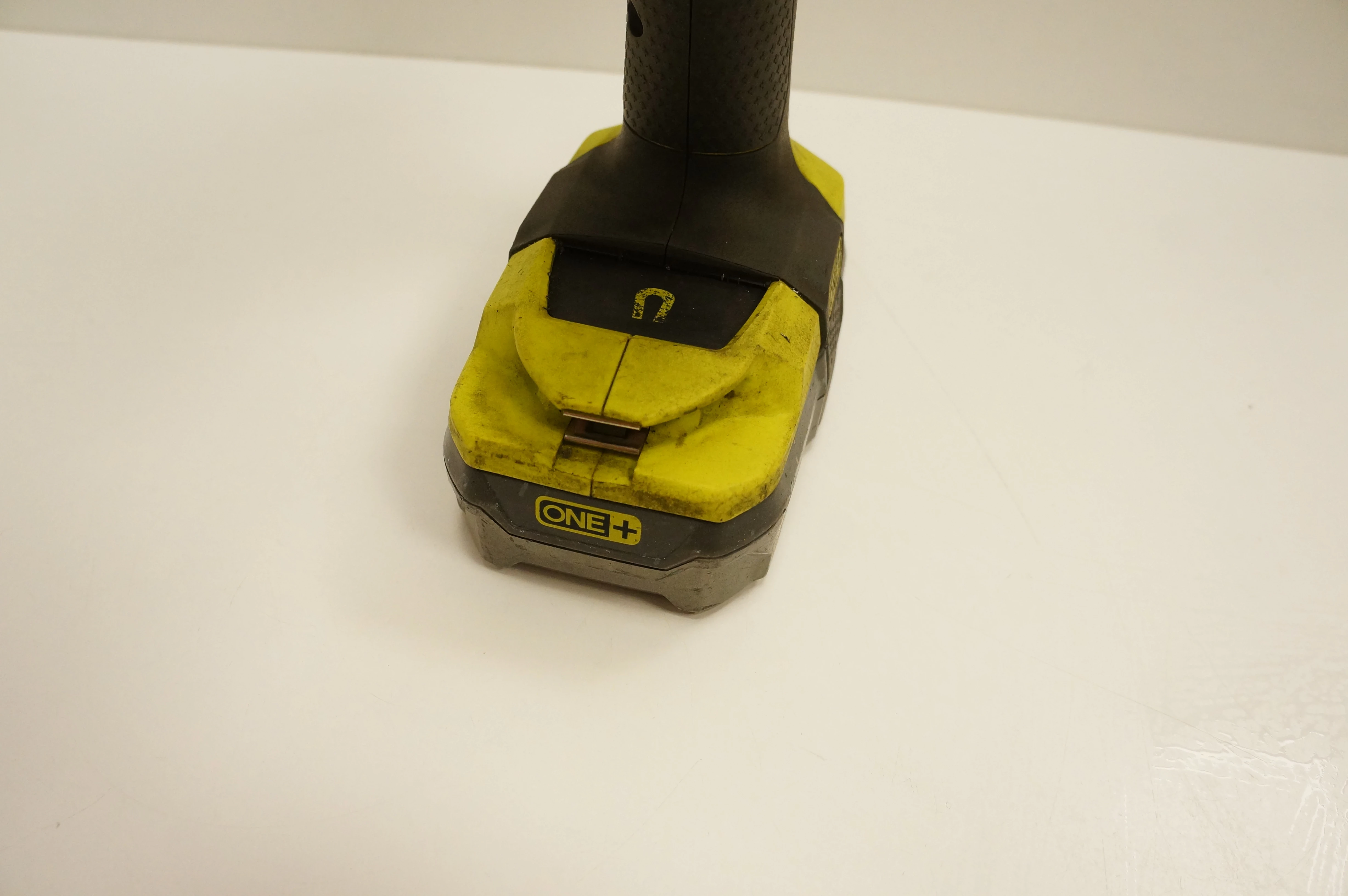 zakretarka-udarowa-ryobi-rid1801-bateria-20-ah-maksymalna-srednica-srub-m10