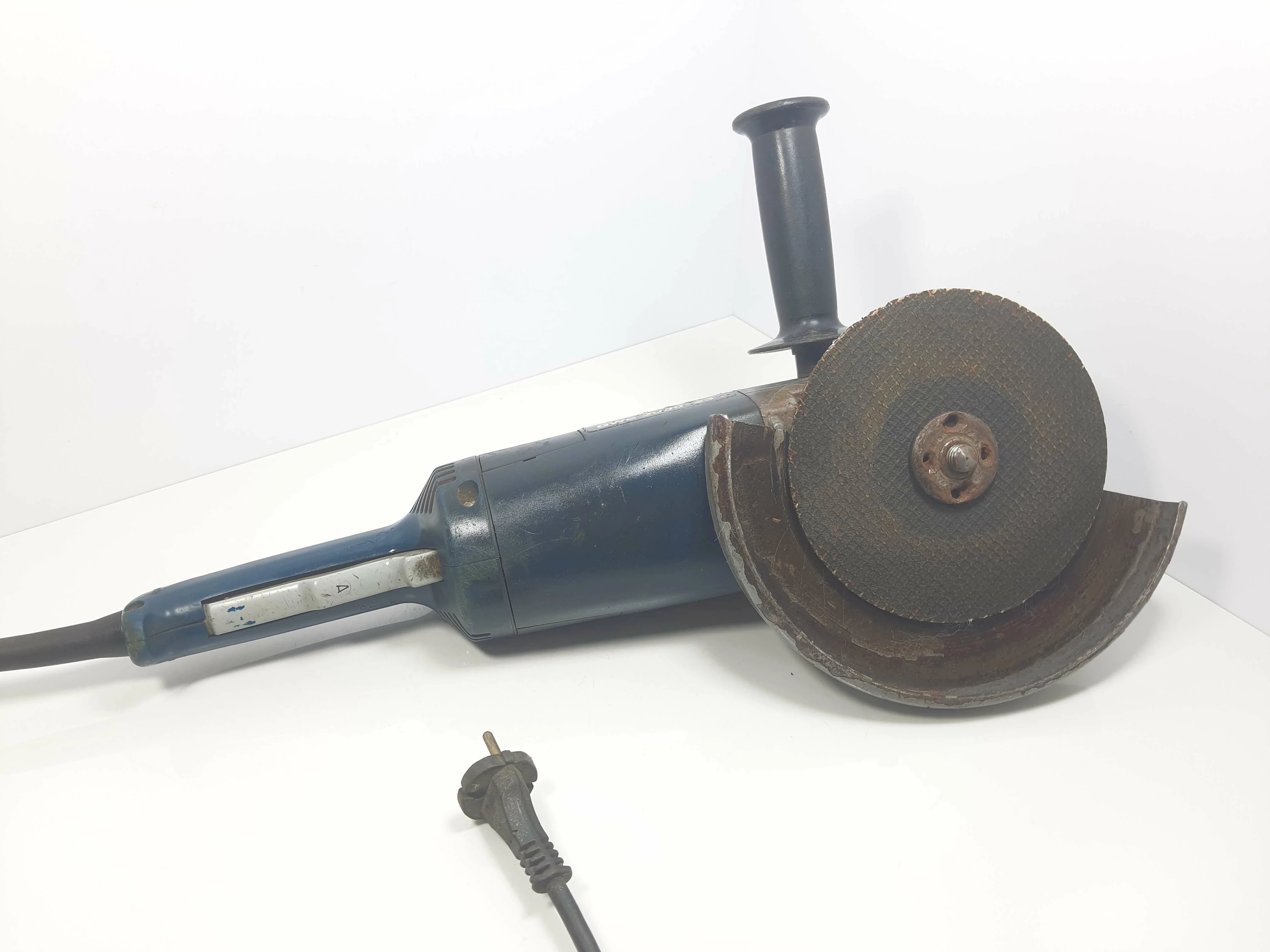 szlifierka-katowa-bosch-gws-2000-23-j-ean-gtin-3165140669757