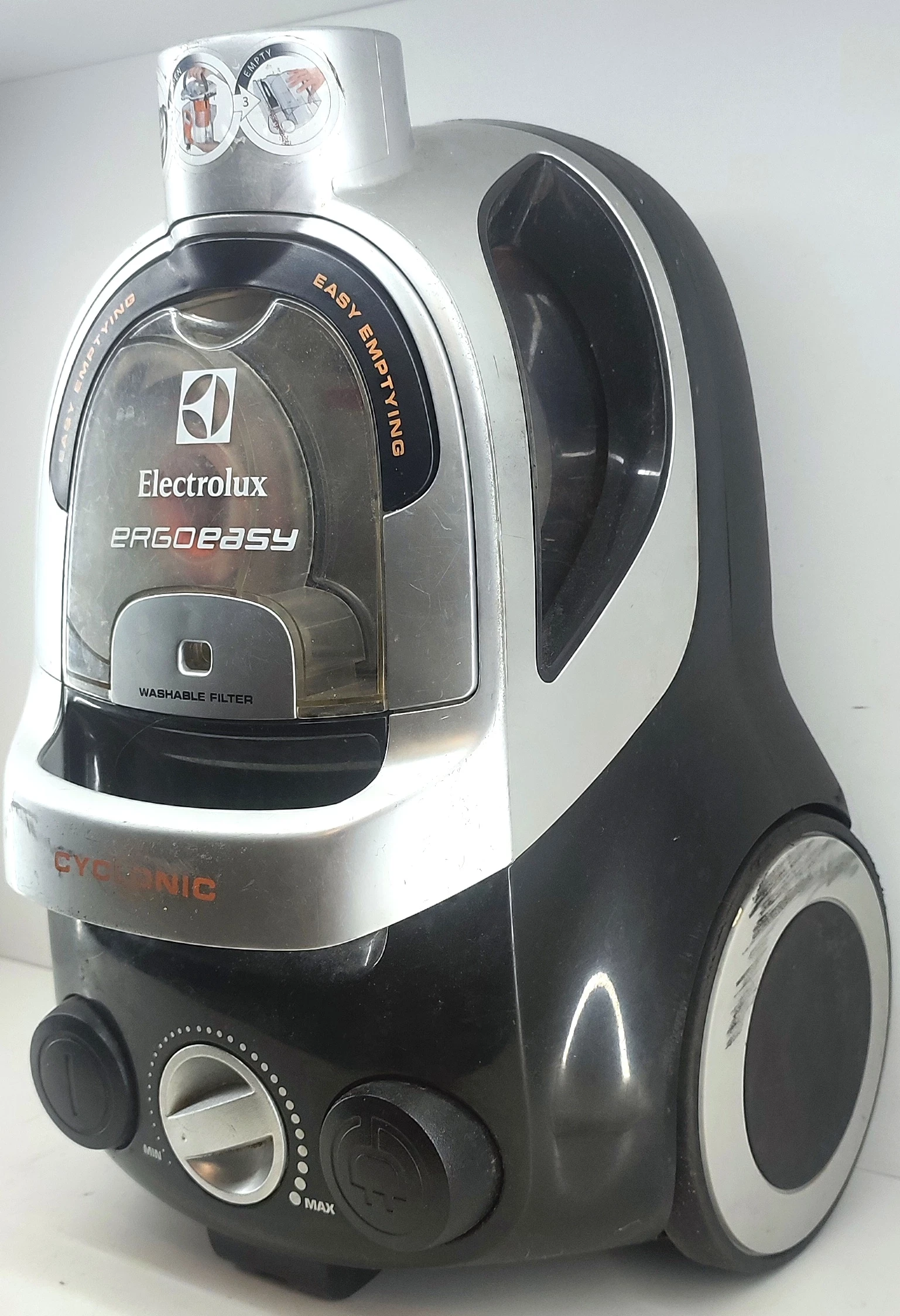 odkurzacz-electrolux-ztf7650el-stan-uzywany