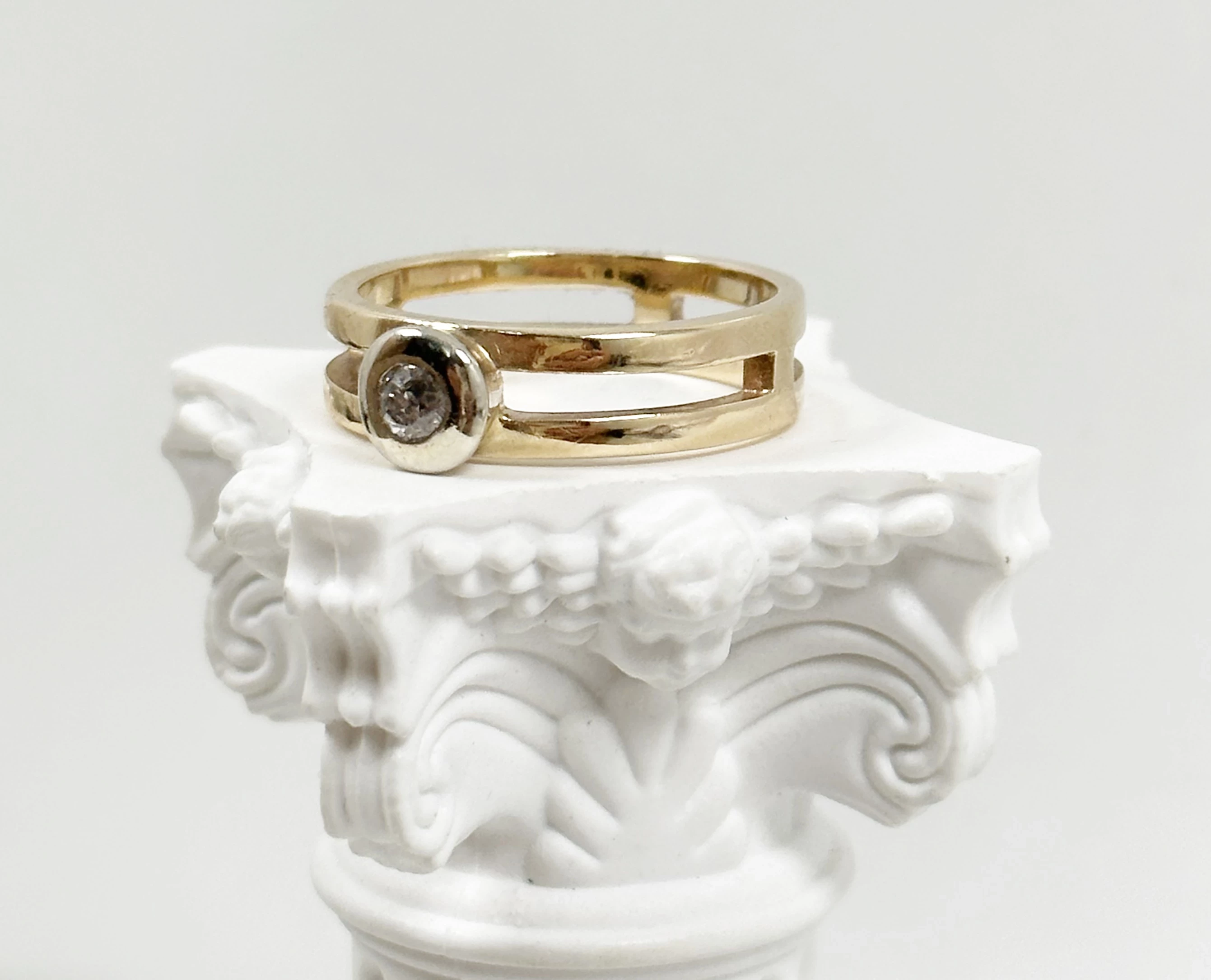 przepiekny-zloty-pierscionek-z-brylantem-14-karatow-rozmiarsrednica-wew-mm-372-18