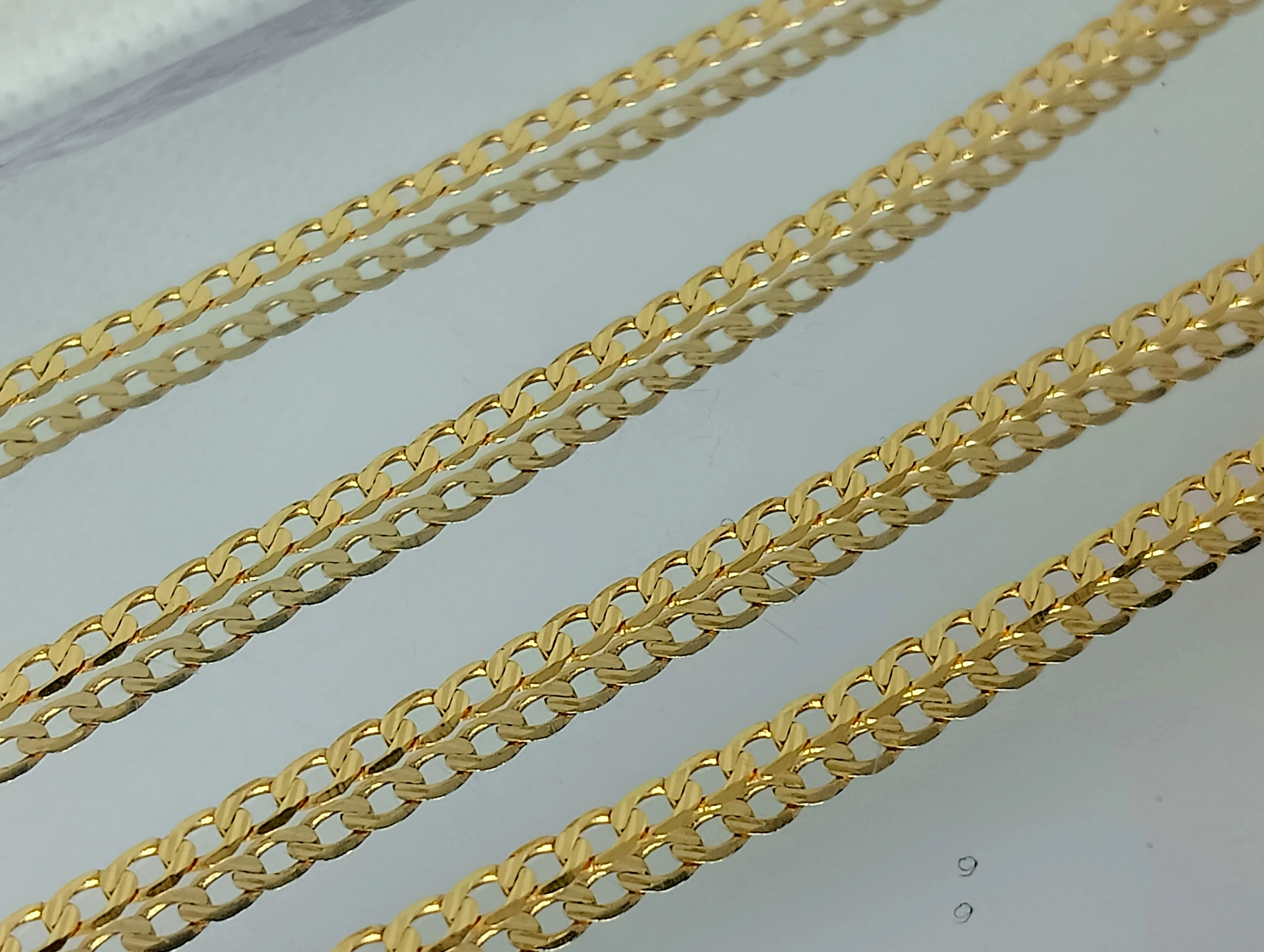 zloty-lancuszek-pancerka-diamentowana-585-stan-uzywany