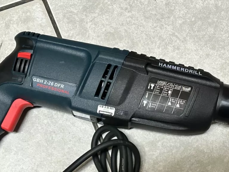 MŁOTOWIERTARKA ELEKTROMET 2601