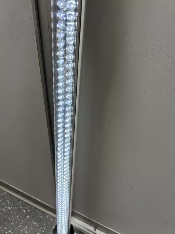 YATO YT-08530 /LAMPA DO OŚWIETLENIA KOMORY SILNIKA 120 LED / ŁADOWARKA