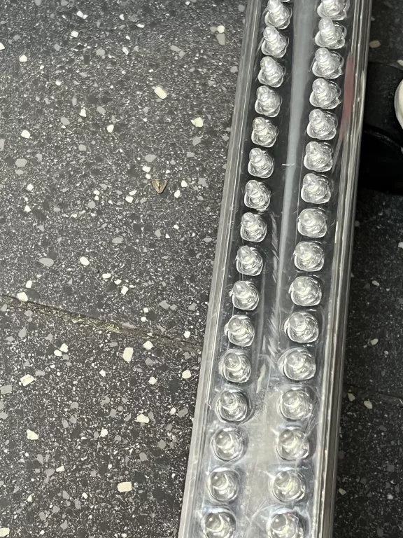 YATO YT-08530 /LAMPA DO OŚWIETLENIA KOMORY SILNIKA 120 LED / ŁADOWARKA