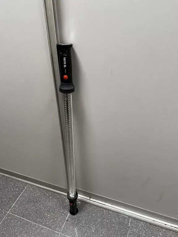 YATO YT-08530 /LAMPA DO OŚWIETLENIA KOMORY SILNIKA 120 LED / ŁADOWARKA