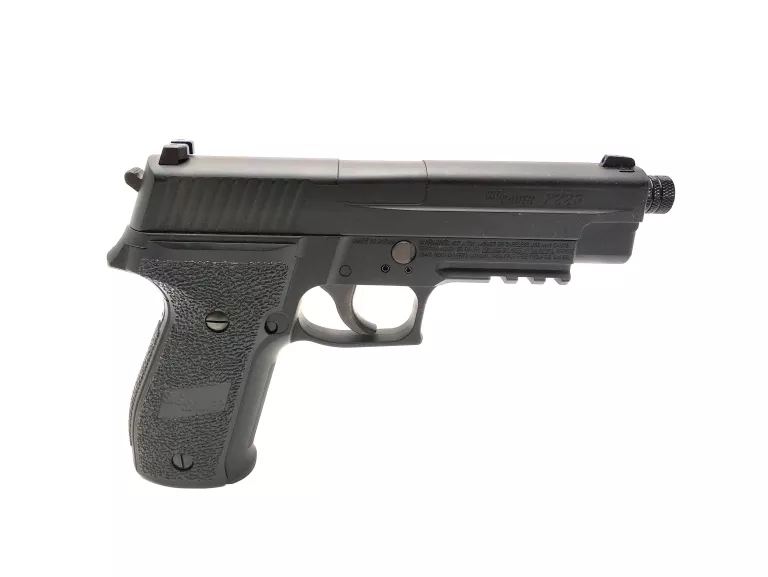 WIATRÓWKA SIG SAUER P226 4,5 MM - CZARNA