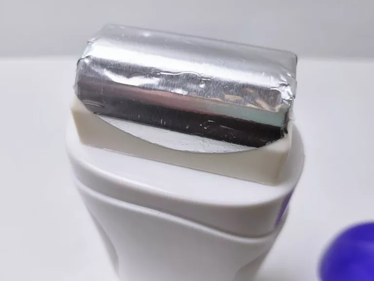 depilator-podgrzewacz-do-wosku-w-rolce-komplet-kod-producenta-00