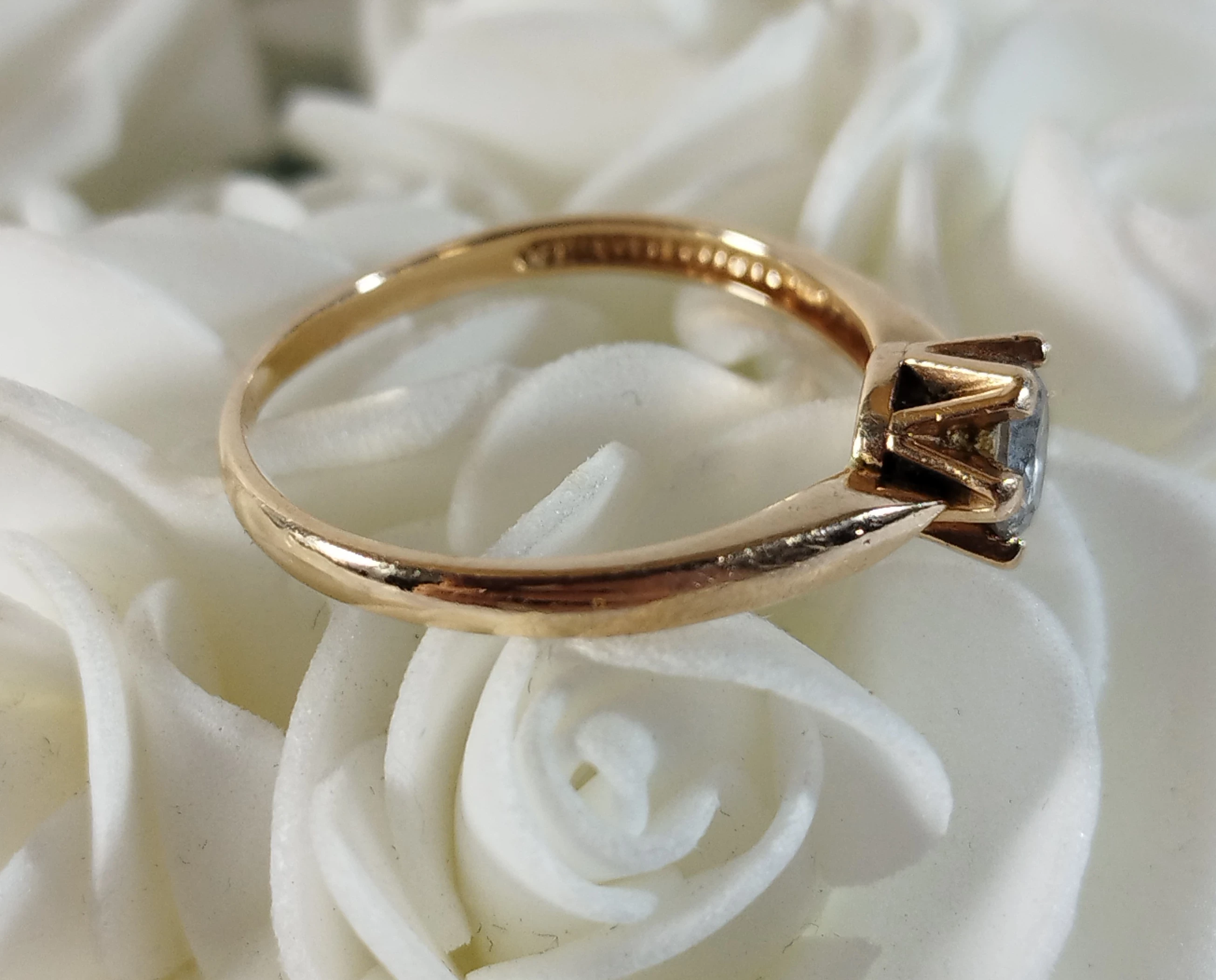 zloty-pierscionek-261-gr-585-pr-ean-gtin-5900025319116