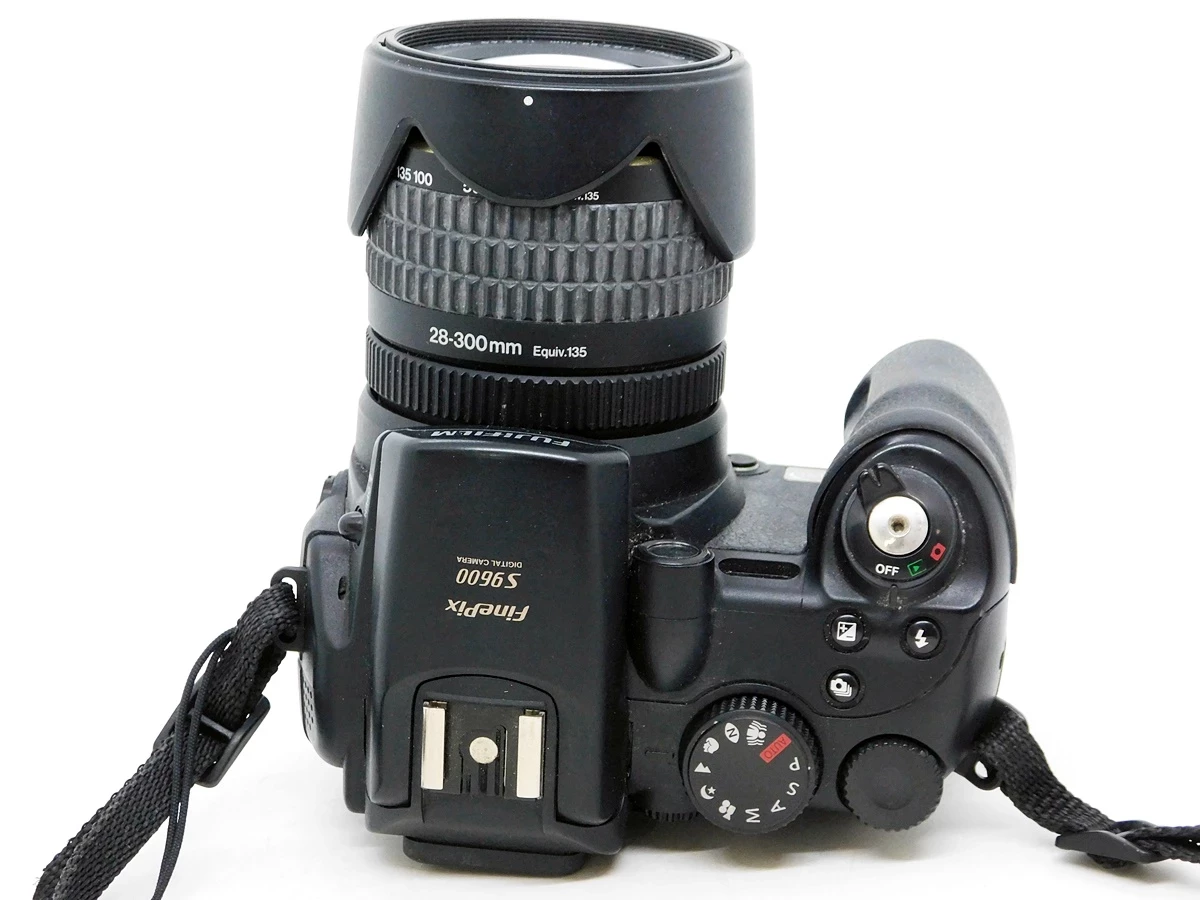 aparat-cyfrowy-fujifilm-finepix-s9600-28-300-mm-ean-gtin-0905046374