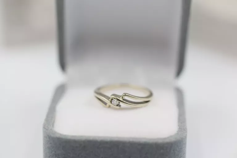 zareczynowy-pierscionek-cert-585-221g-r11-rodzaj-wyrob-jubilerski