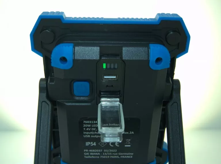 przenosny-halogen-led-novipro-ip54-zrodlo-swiatla-led