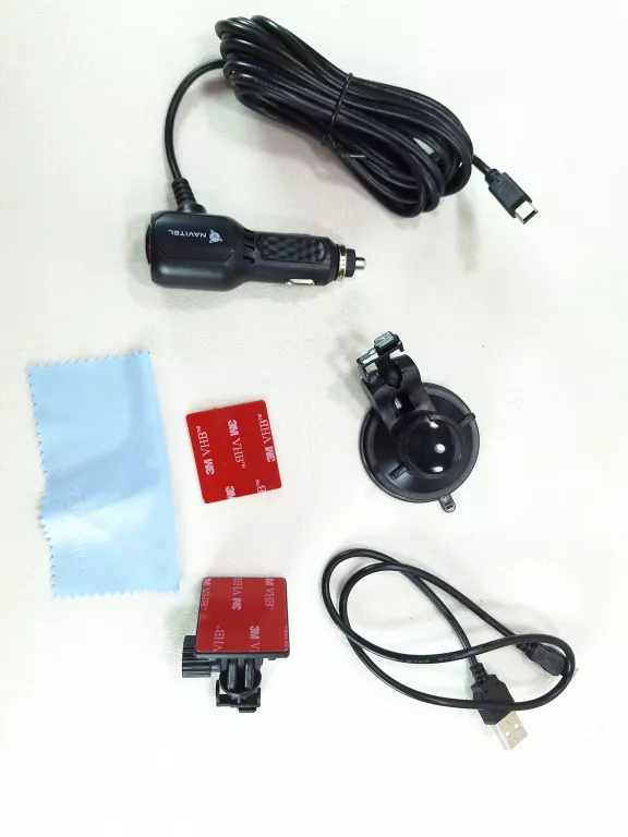 wideorejestrator-navitel-cr900-w-pudelku-stan-uzywany