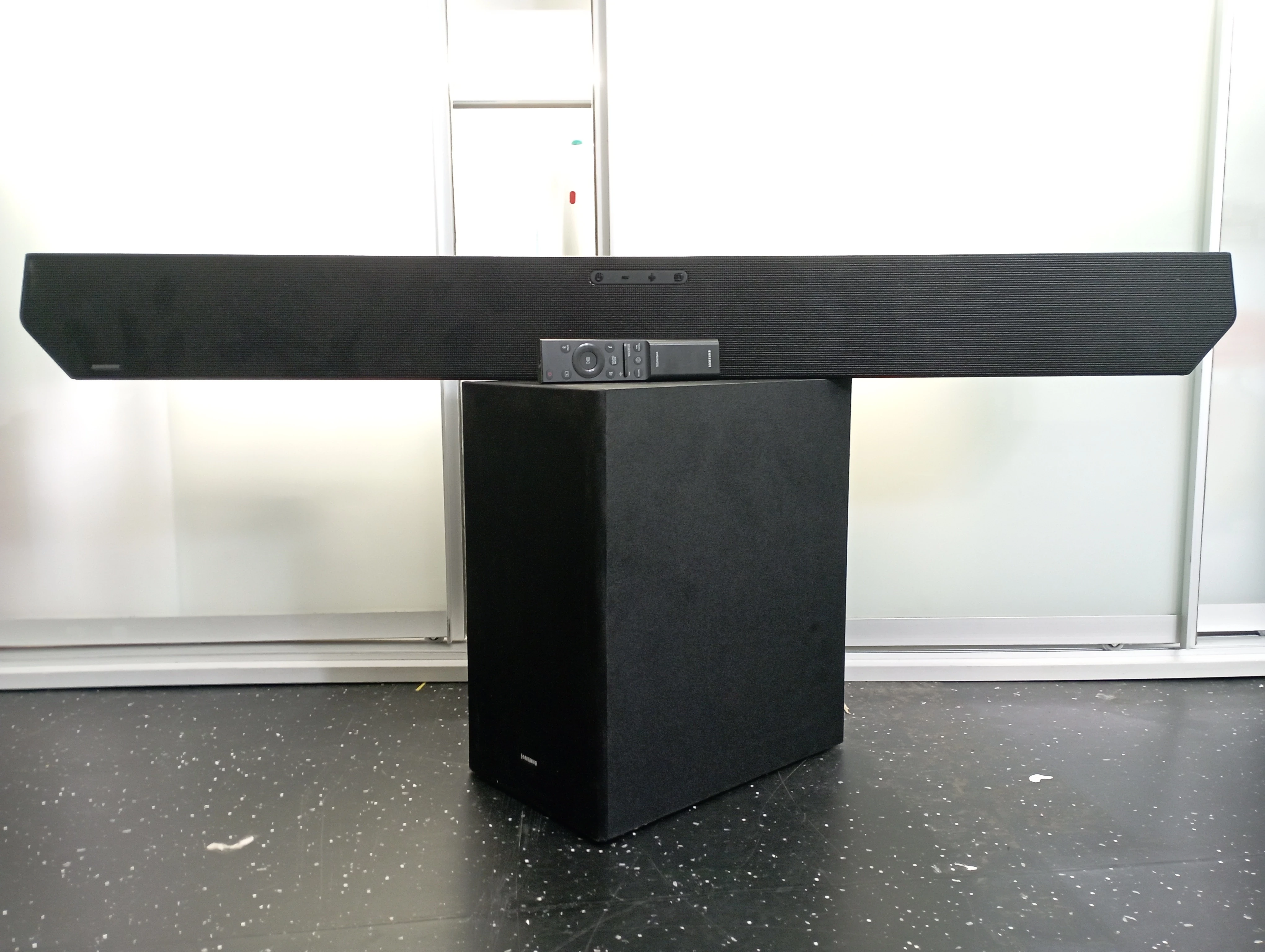SOUNDBAR SAMSUNG HWQ60B/EM PILOT + SUBWOOFER OSWB67B Soundbary Loombard.pl