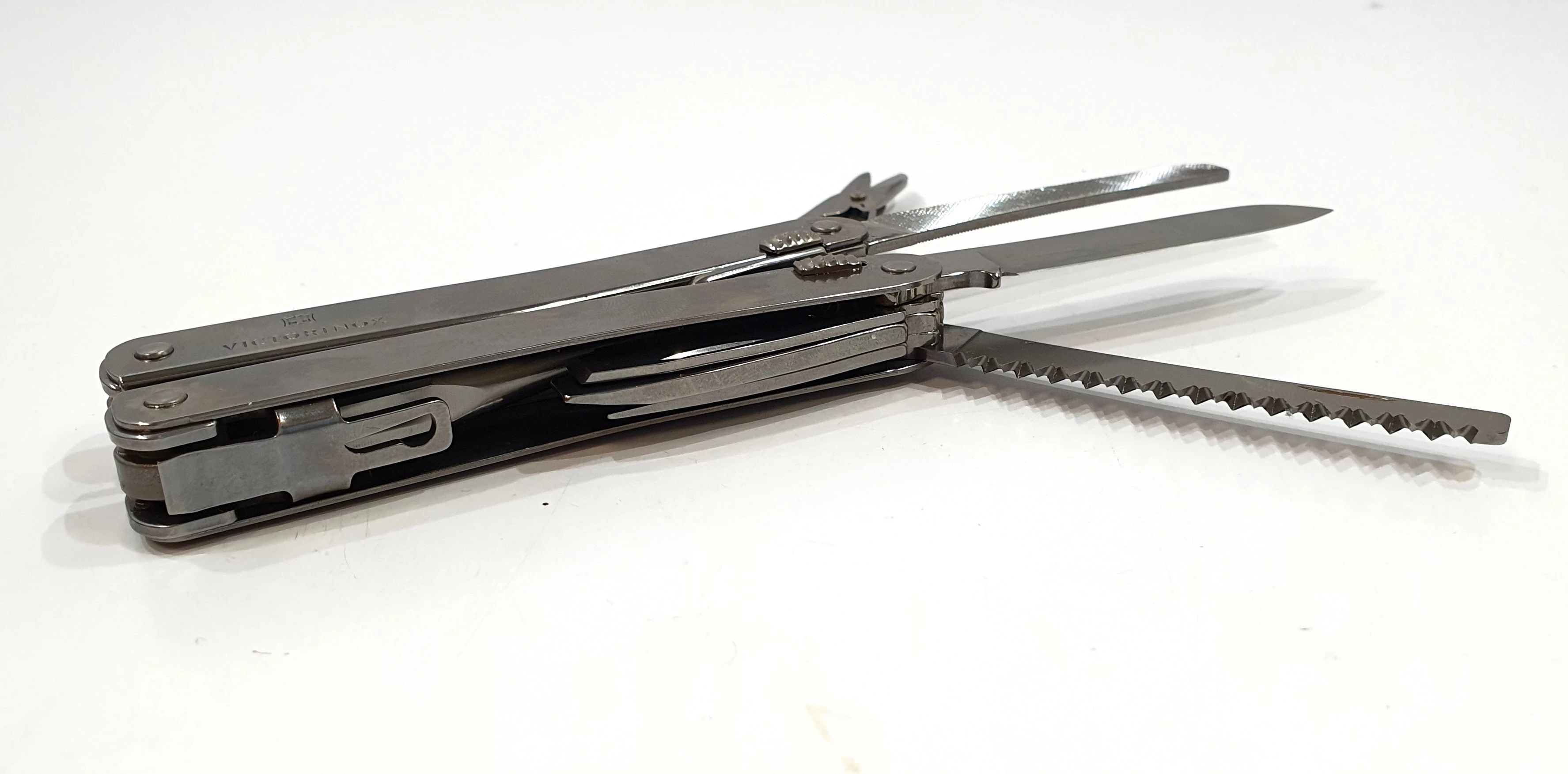 multitool-victorinox-swisstool-spirit-x-liczba-dodatkowych-narzedzi-24