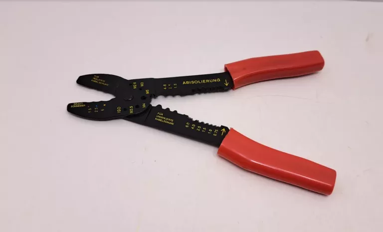 sciagacz-izolacji-do-kabli-hubska-82-wroclaw