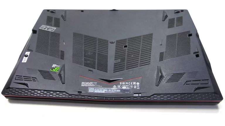 LAPTOP MSI GL73 8RC I5-8300 GTX1050 256GB SSD