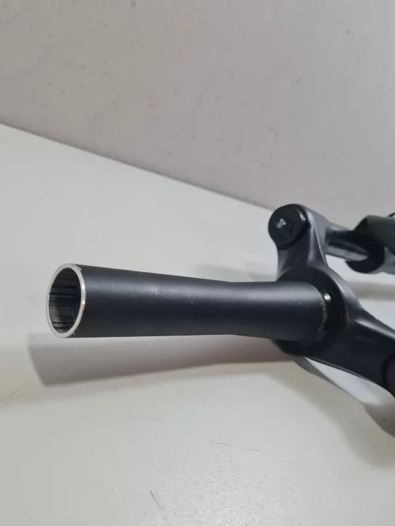 AMORTYZATOR ROCK SHOX 29"