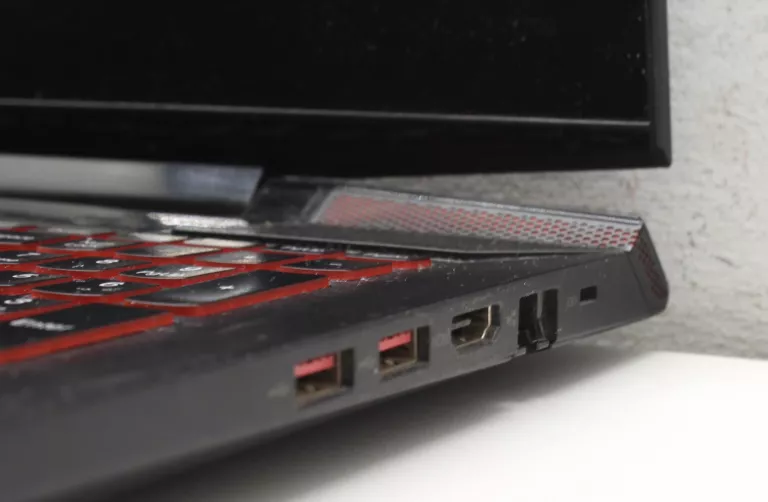LENOVO IDEAPAD Y700 I5-6300HQ 12GB 1000GB GTX960M