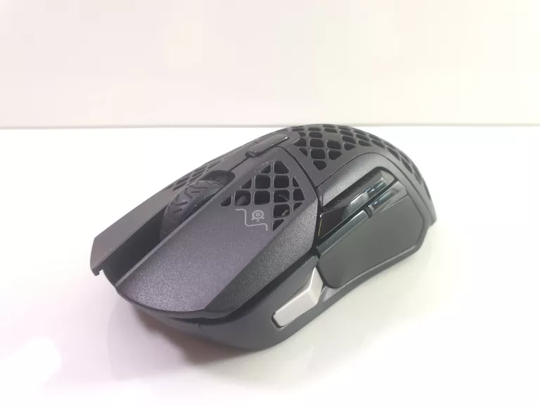 MYSZKA KOMPUTEROWA STEELSERIES AEROX 5