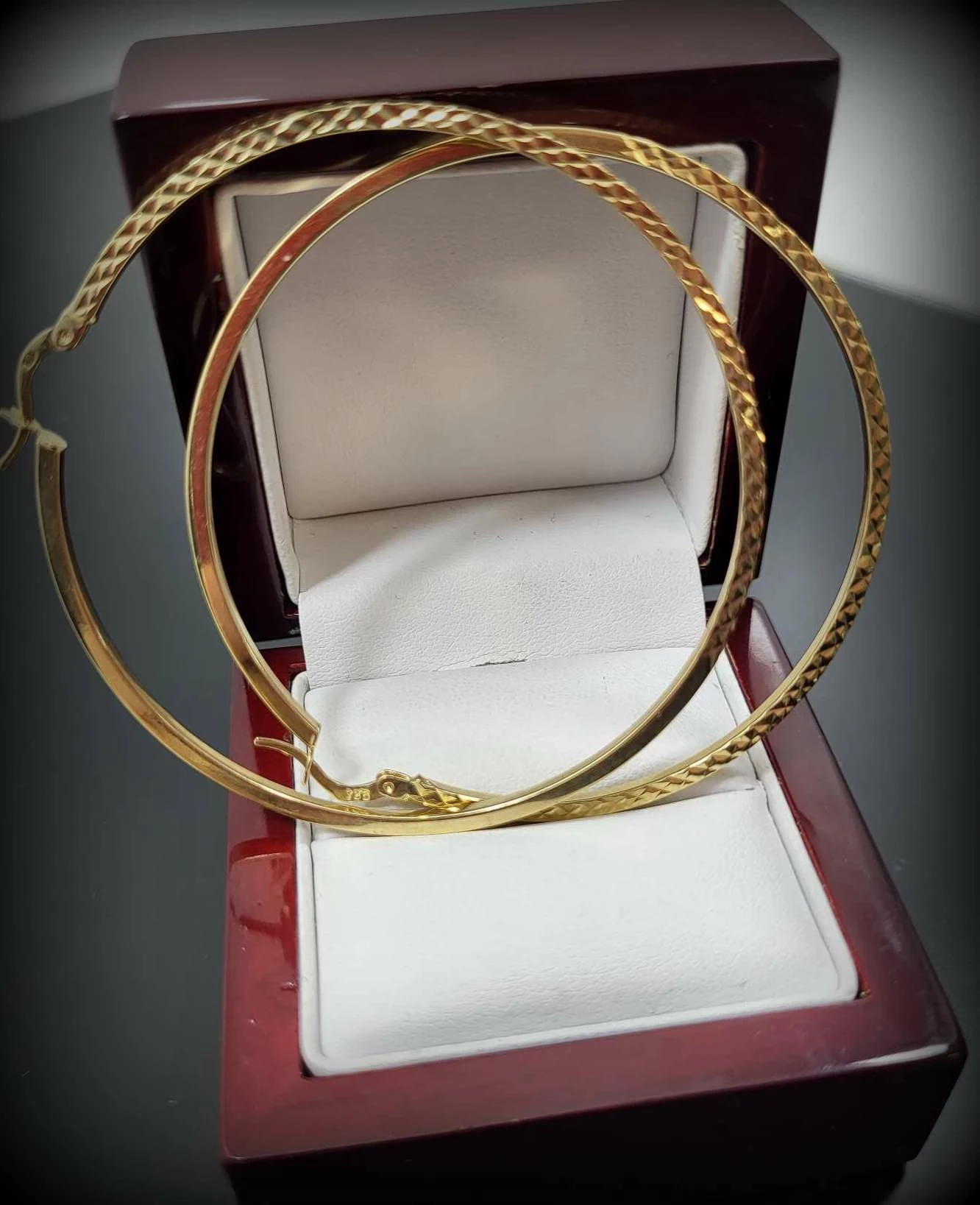 zlote-kolczyki-kola-467g-585-stan-powystawowy