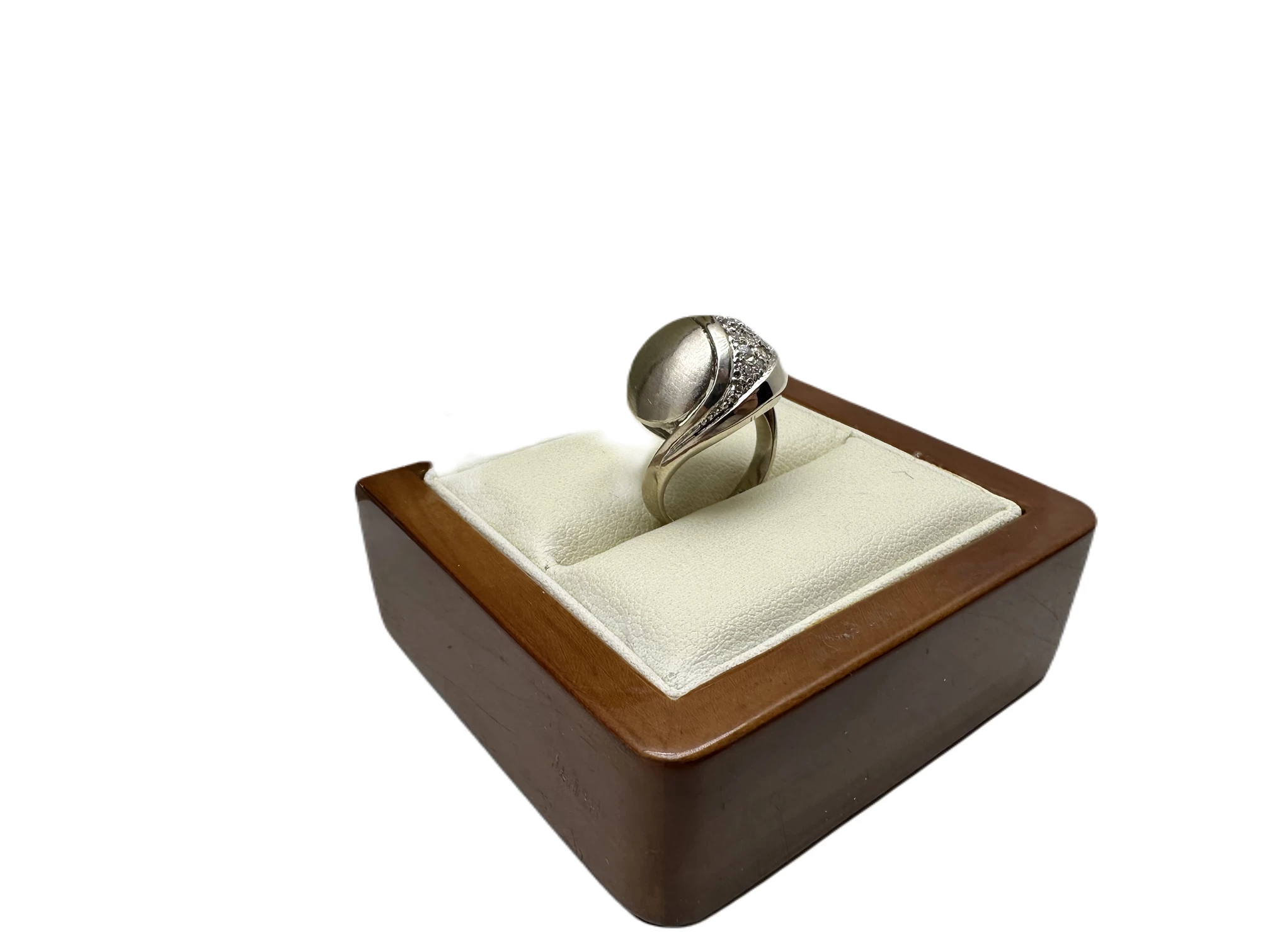 piekny-zloty-pierscionek-diamenty-750-r7-509g-stan-11323-2