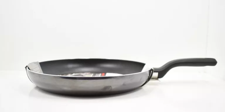 PATELNIA TRADYCYJNA TEFAL RESIST 32 CM