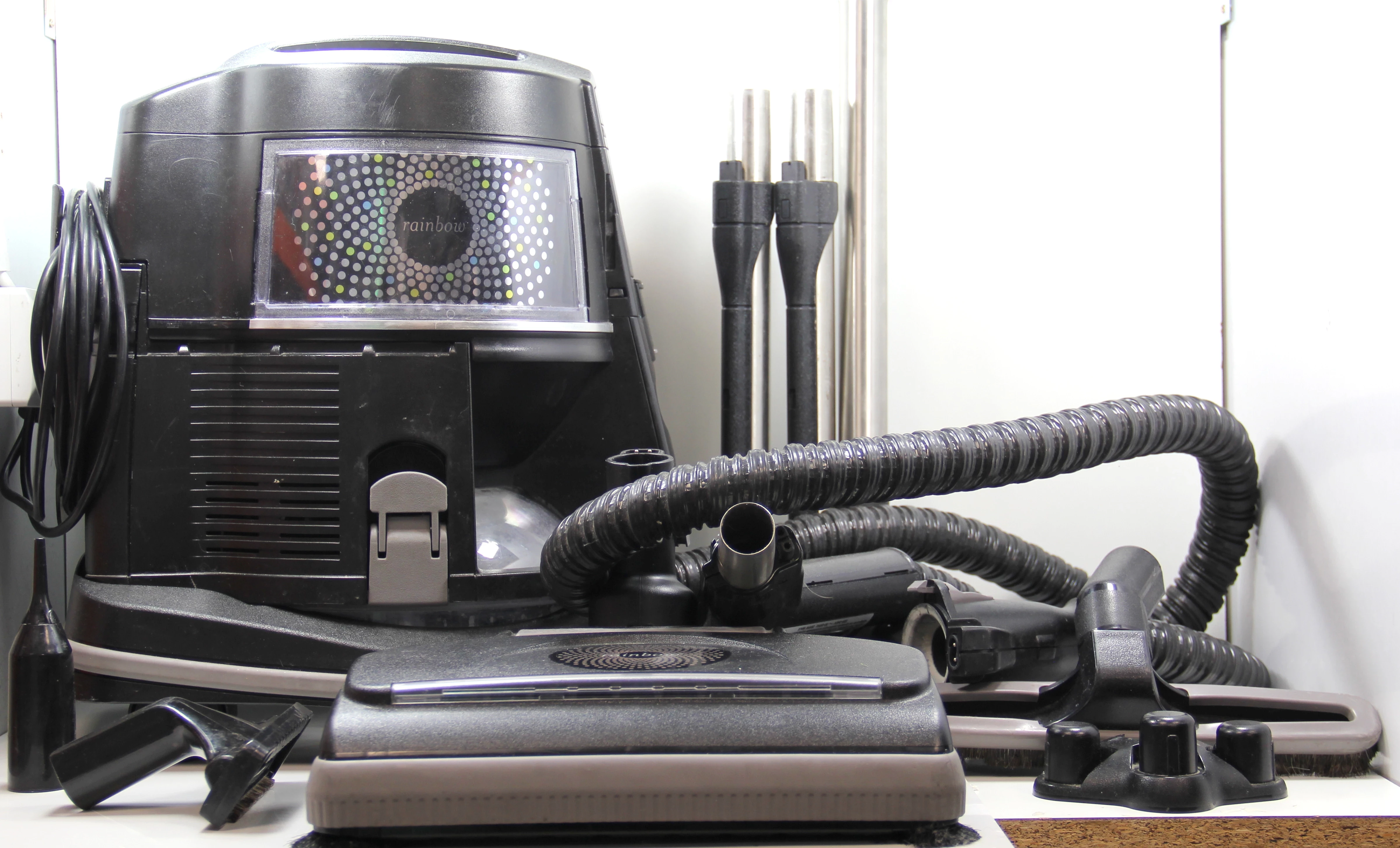 odkurzacz-wodny-rainbow-e2-szczotki-gorczewska-21-warszawa