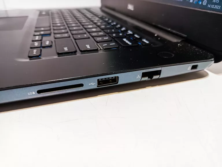 LAPTOP DELL VOSTRO P77F I5-8265U 250GB SSD 8GB RAM FULL HD