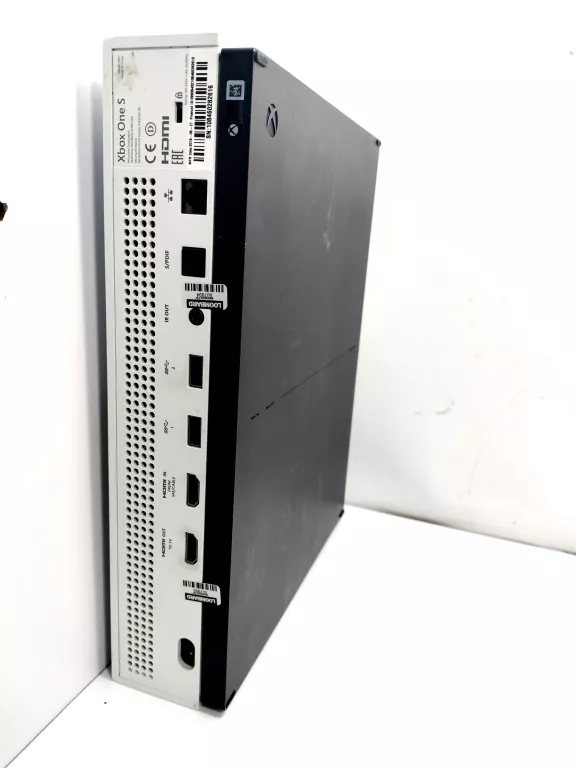 konsola-xbox-one-s-liczba-kontrolerow-w-zestawie-brak