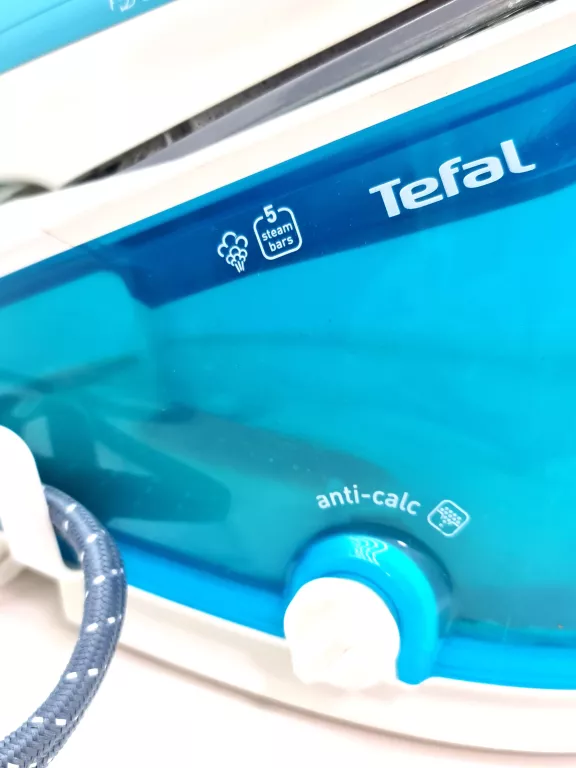 ŻELAZKO TEFAL ZE STACJĄ PAROWĄ