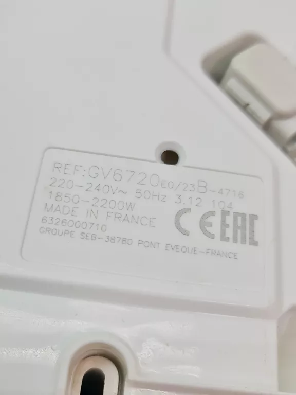 ŻELAZKO TEFAL ZE STACJĄ PAROWĄ