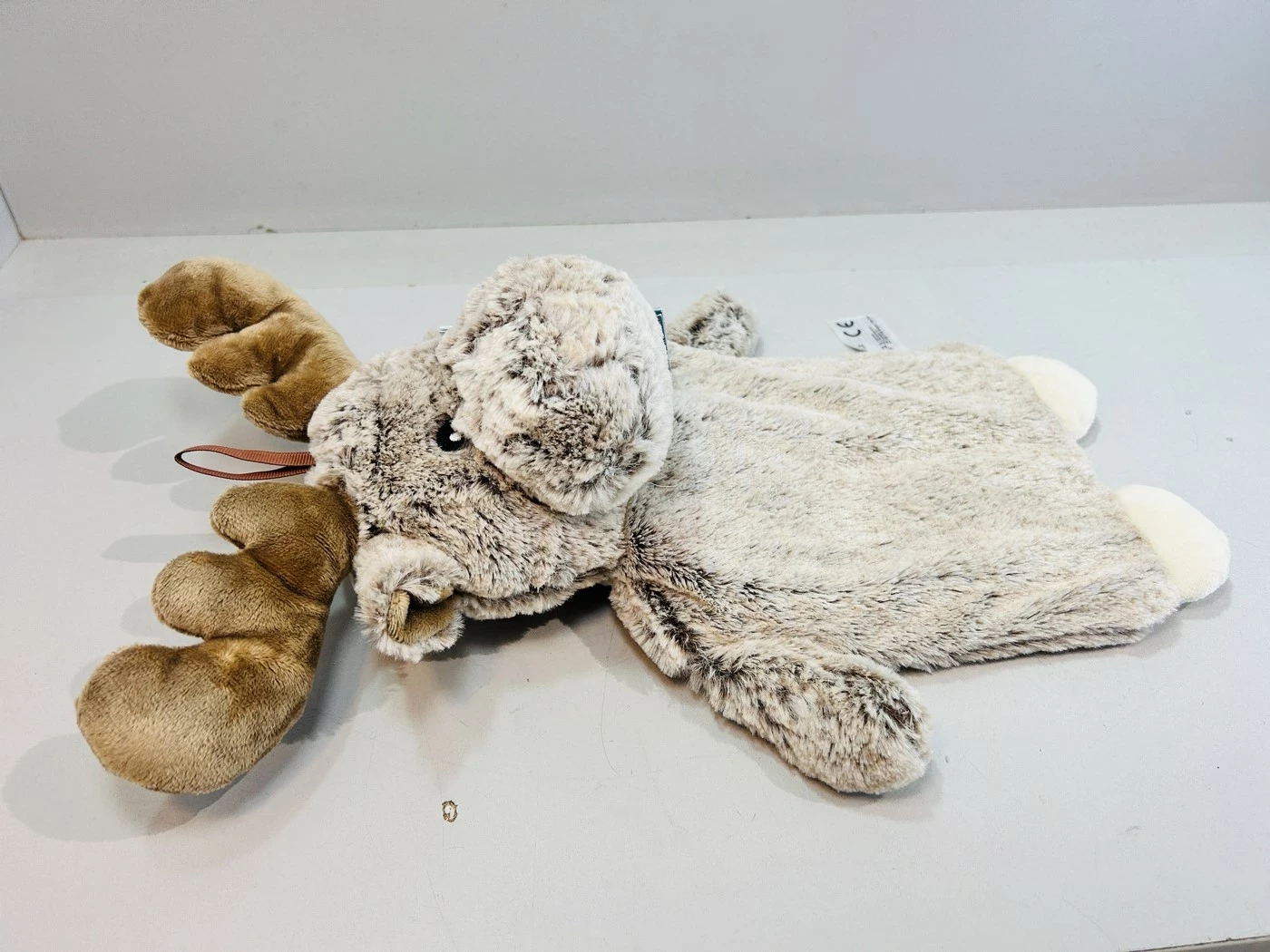 termofor-renifer-kolor-dominujacy-beze-i-brazy