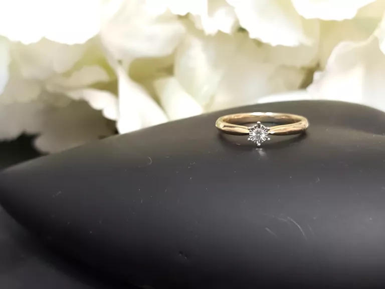 zloty-pierscionek-brylant-127g375-003-ct-ean-gtin-0031628731250