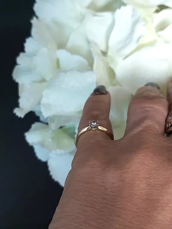 zloty-pierscionek-brylant-127g375-003-ct-waga-421