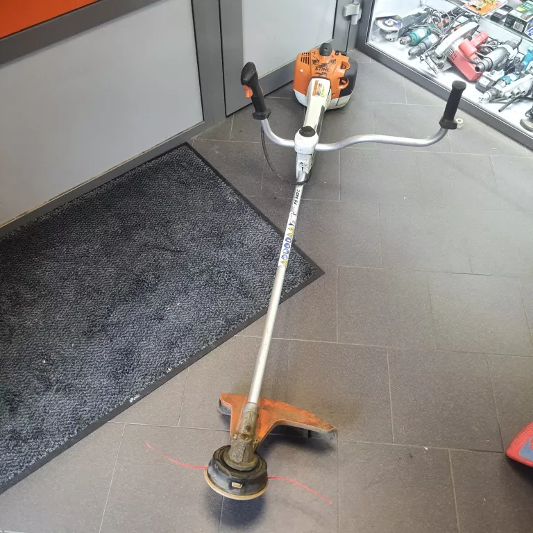 KOSIARKA KOSA SPALINOWA STHIL FS 460C