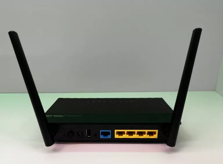 ROUTER ASUS RT-AC750 KOMPLET