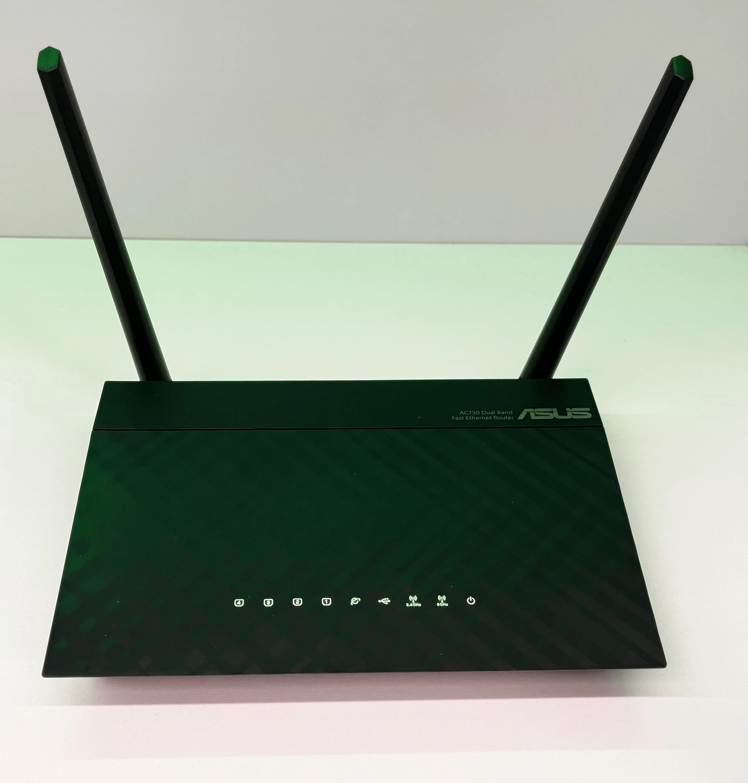 router-asus-rt-ac750-komplet-tryb-pracy-router