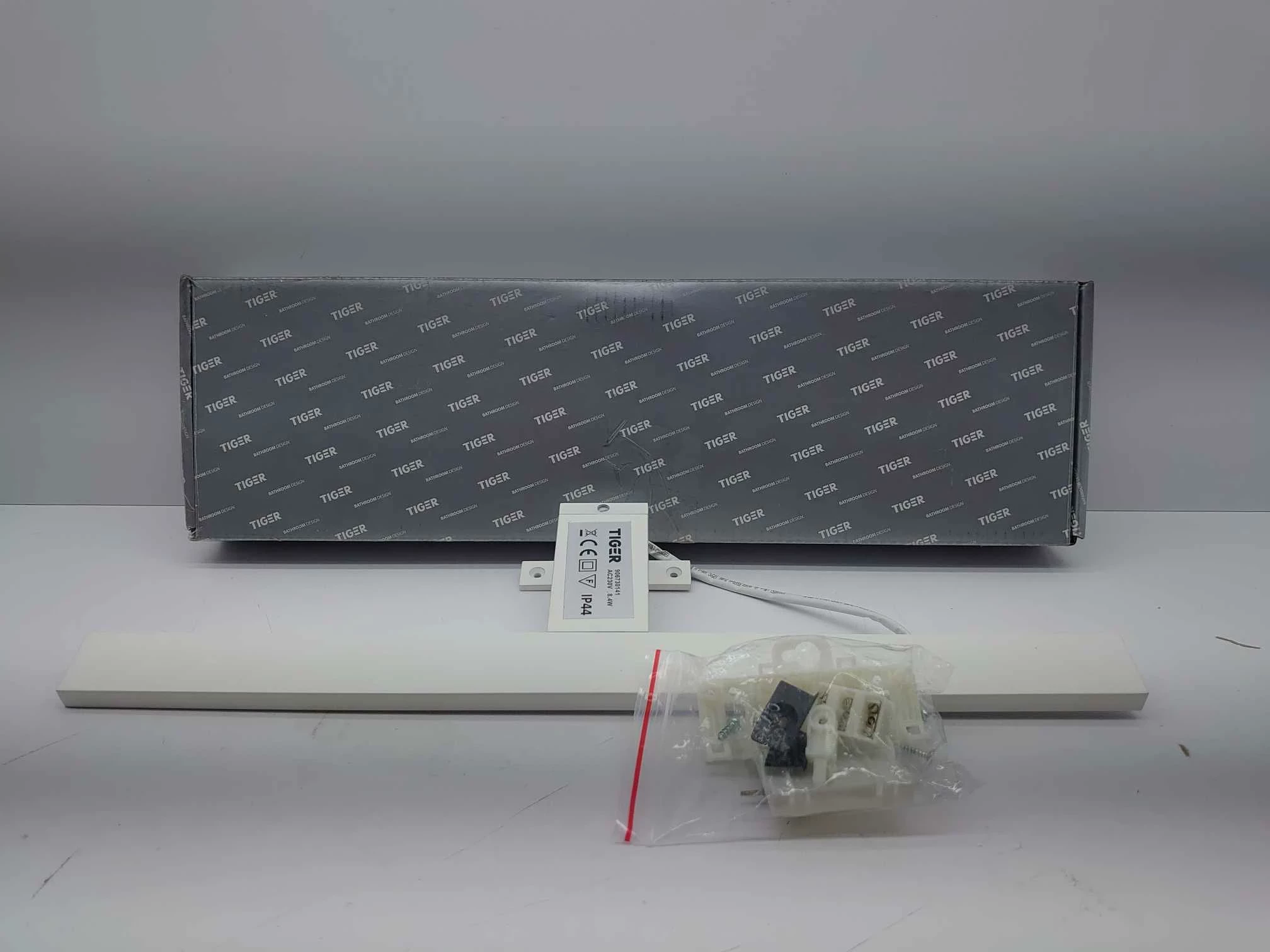 kinkiet-tiger-led-ancis-4040-4000k-jak-nowy-kolor-11484-2