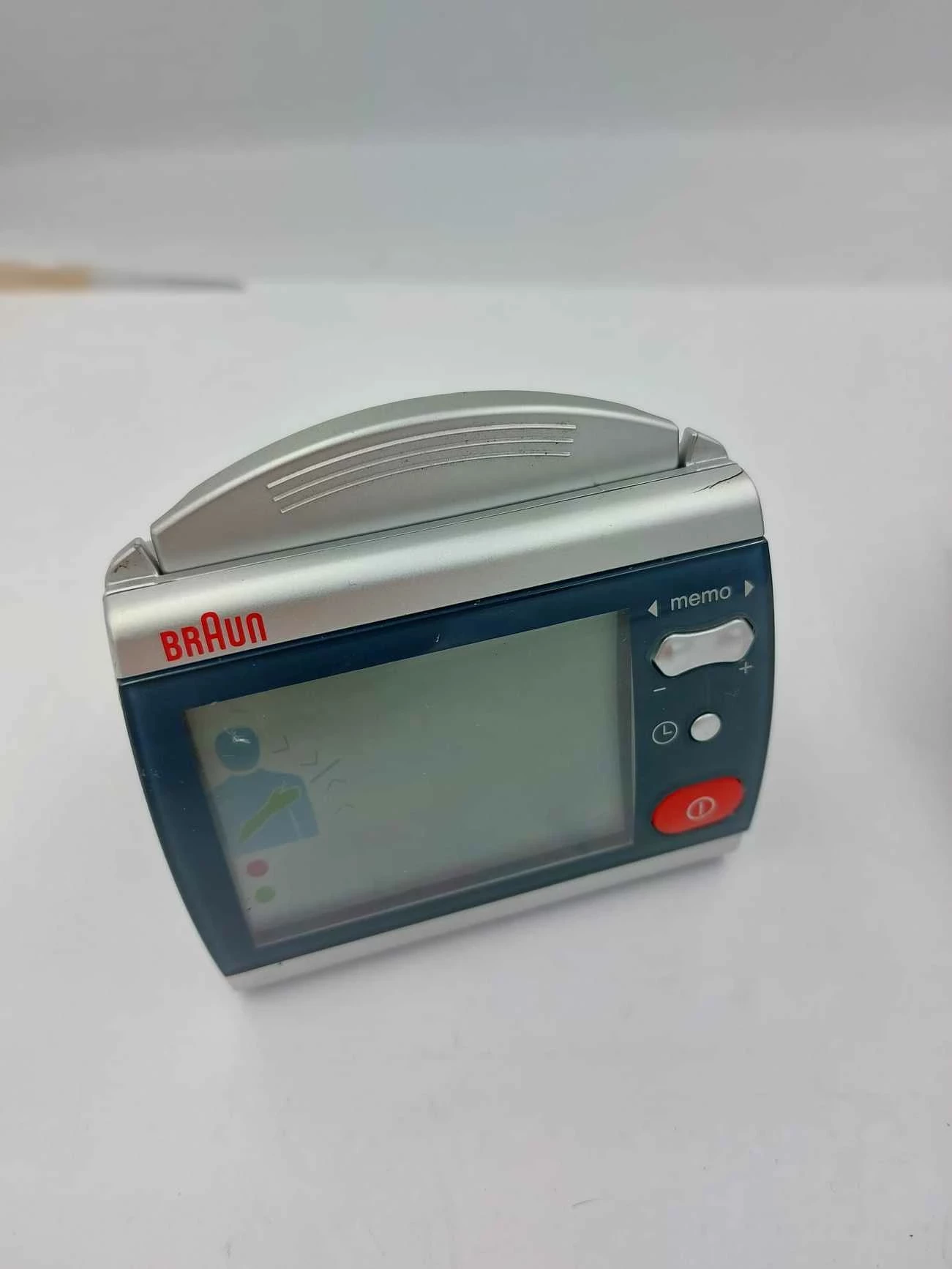 cisnieniomierz-nadgarskowy-braun-6085-stan-nie-wymaga-renowacji