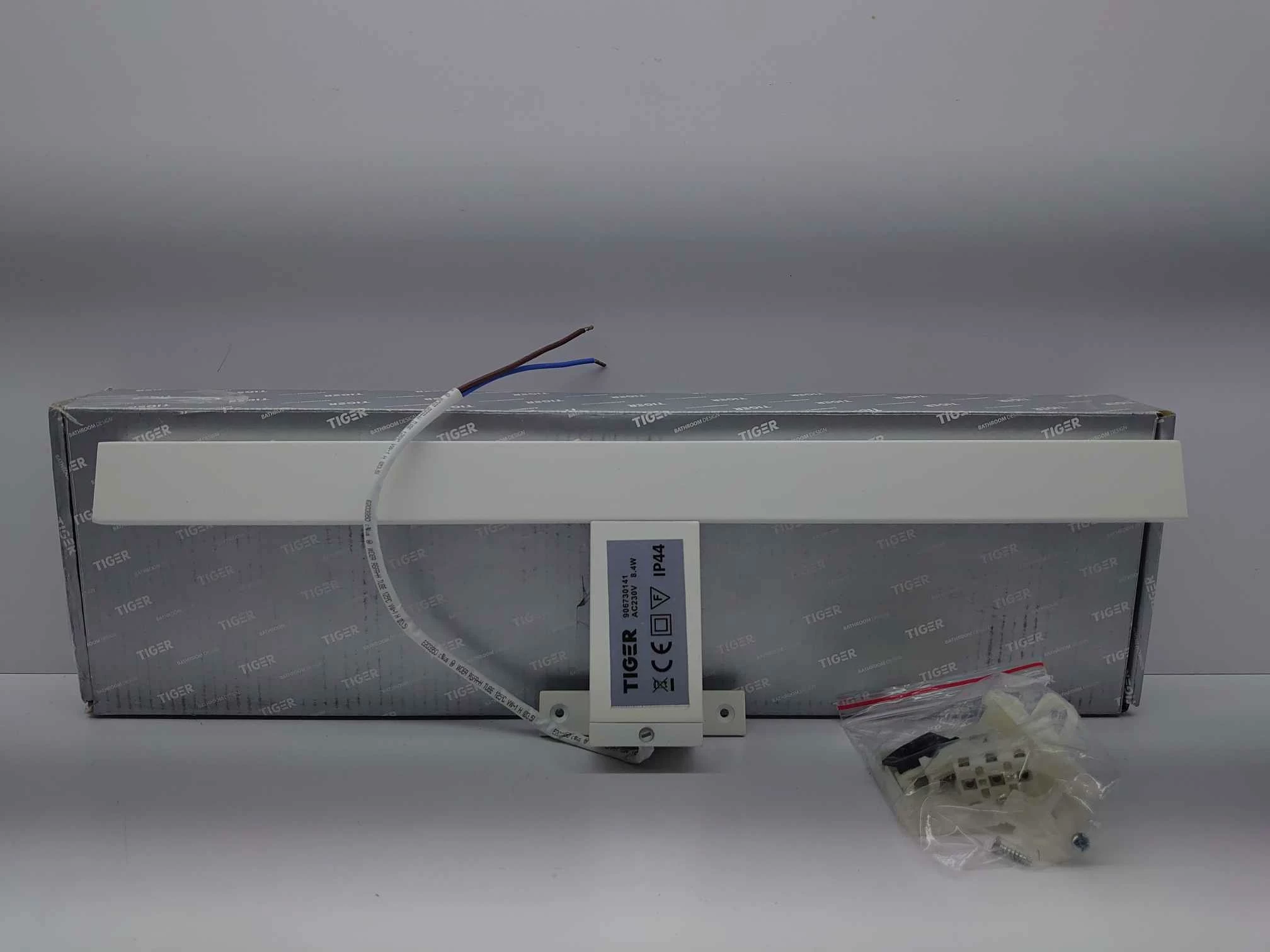 kinkiet-tiger-led-ancis-4040-4000k-jak-nowy-stan-11323-2